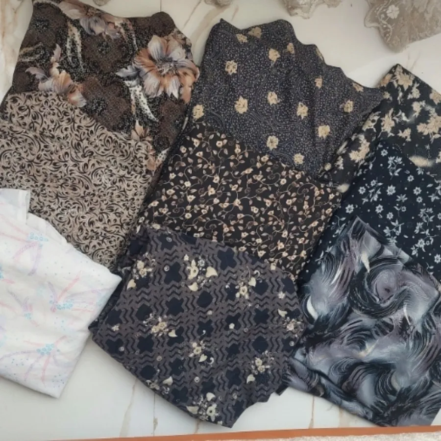 چادر رنگی دوخته شده پارچه