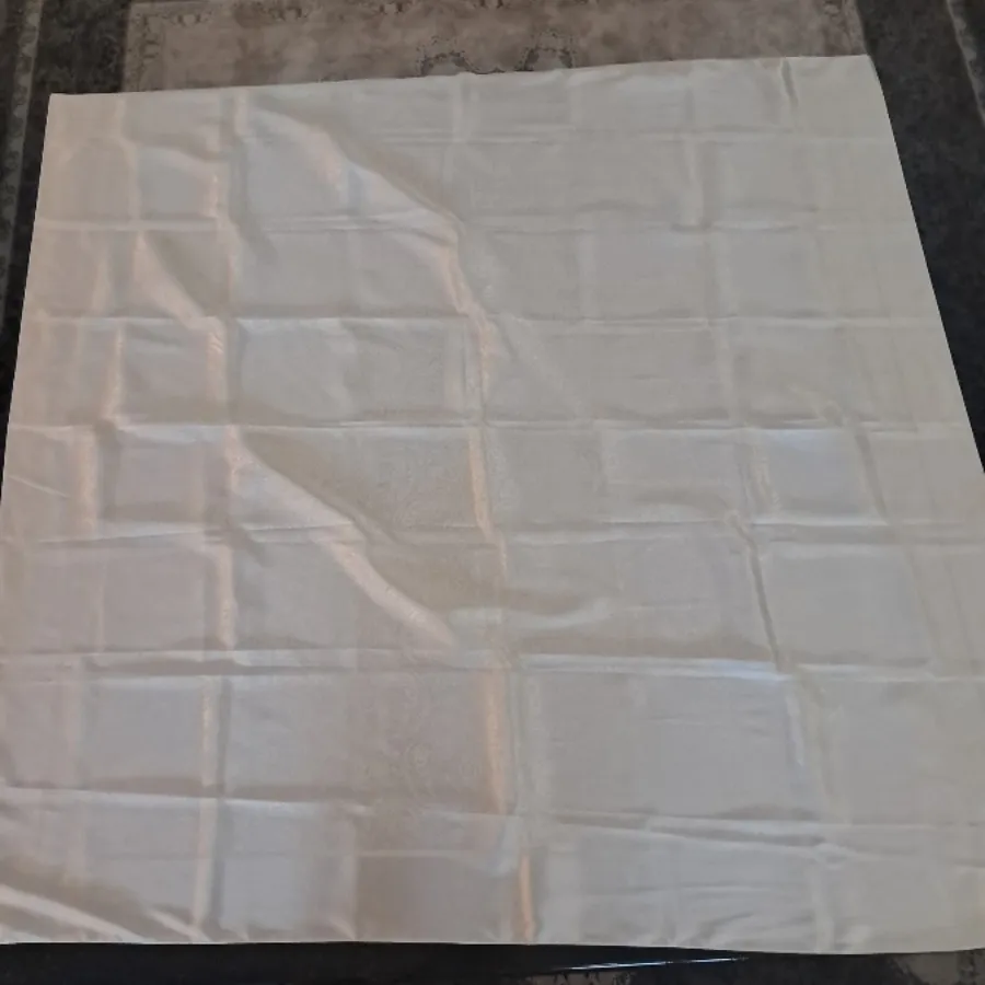 روسری ساتن