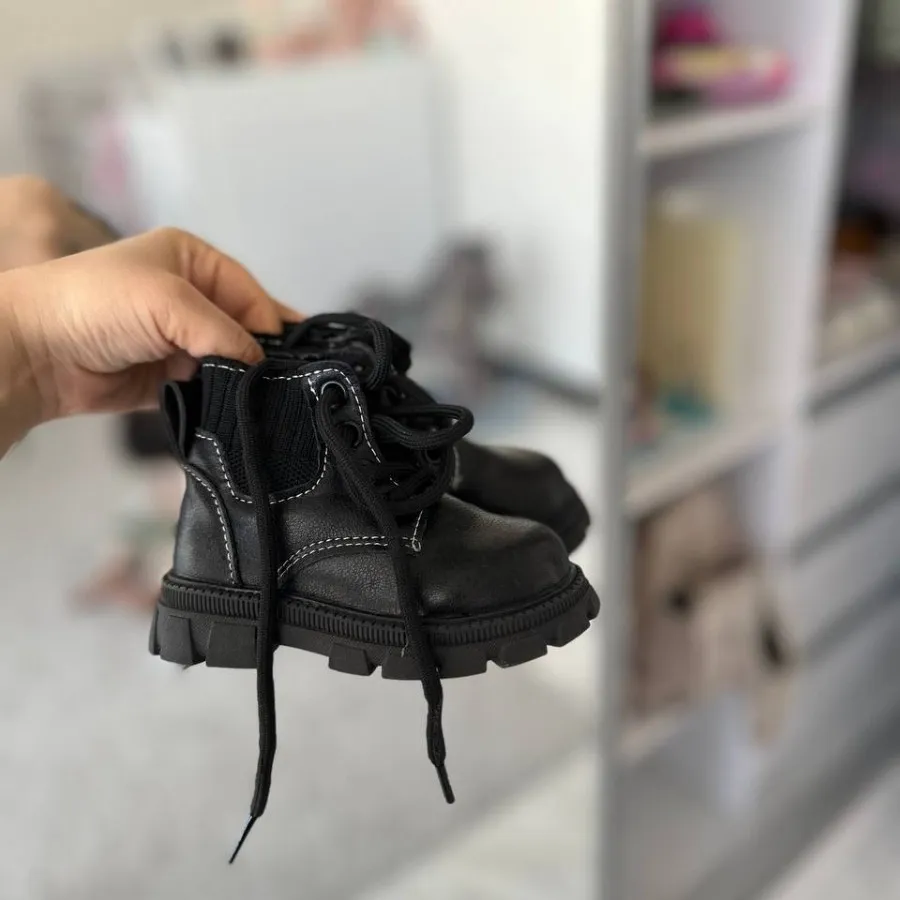 بوت بچگانه