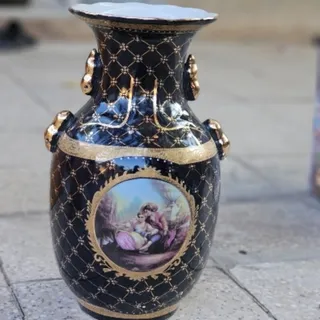 گلدان سورمه ای ژاپن