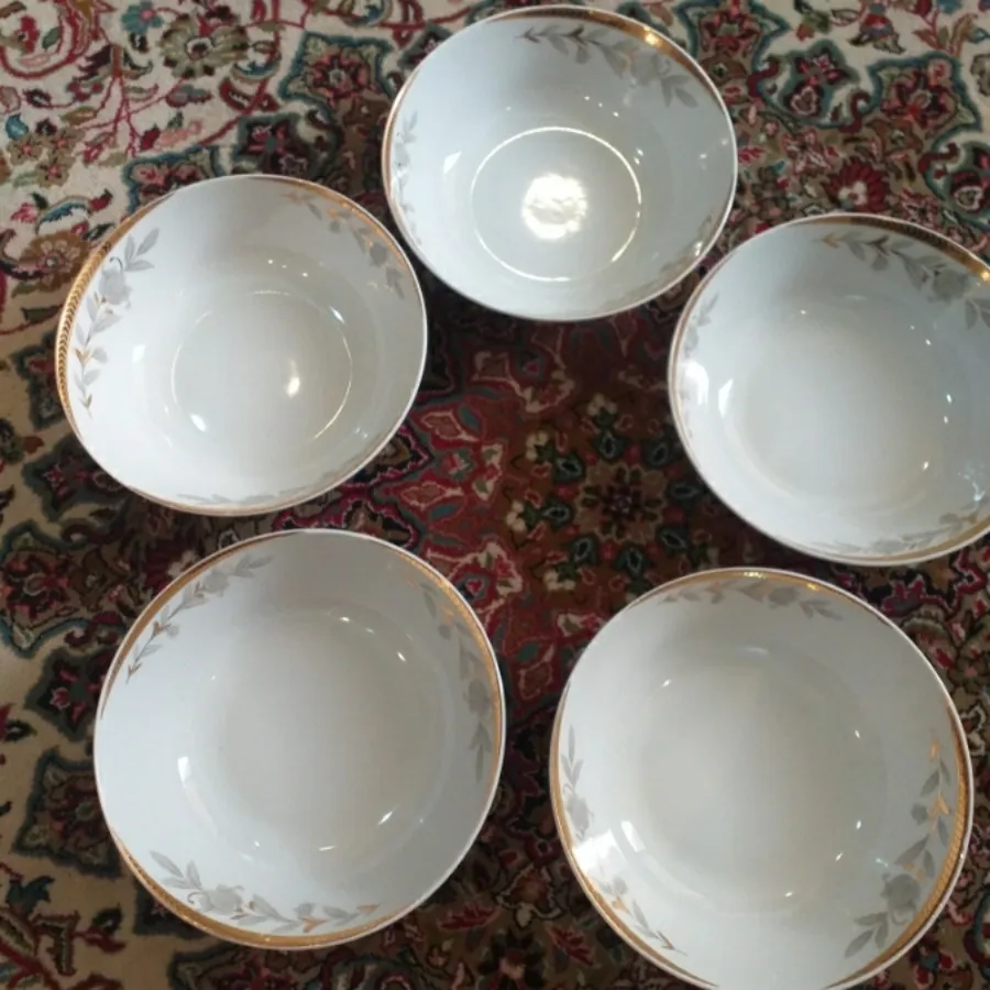 کاسه آبگوشت خوری