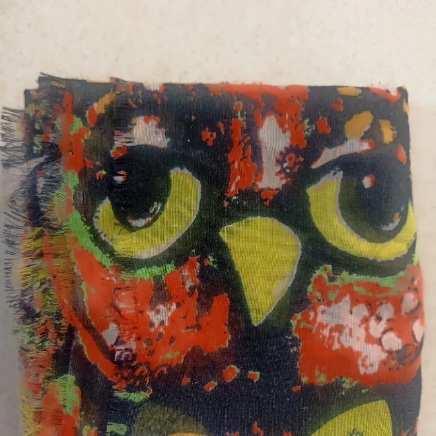 روسری نخی قواره بزرگ