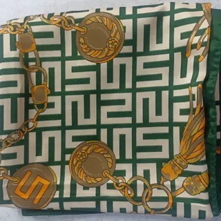 روسری ساتن