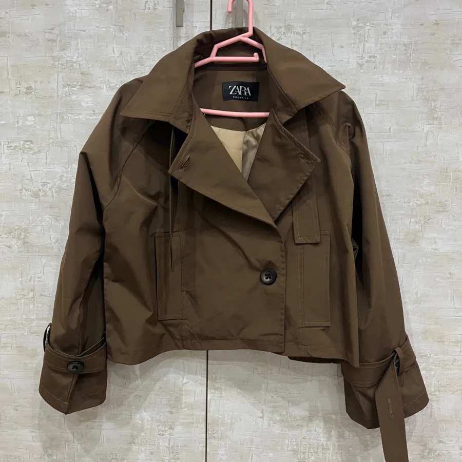 بارونی کوتاه/ترنچ کت