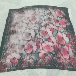 روسری نخی