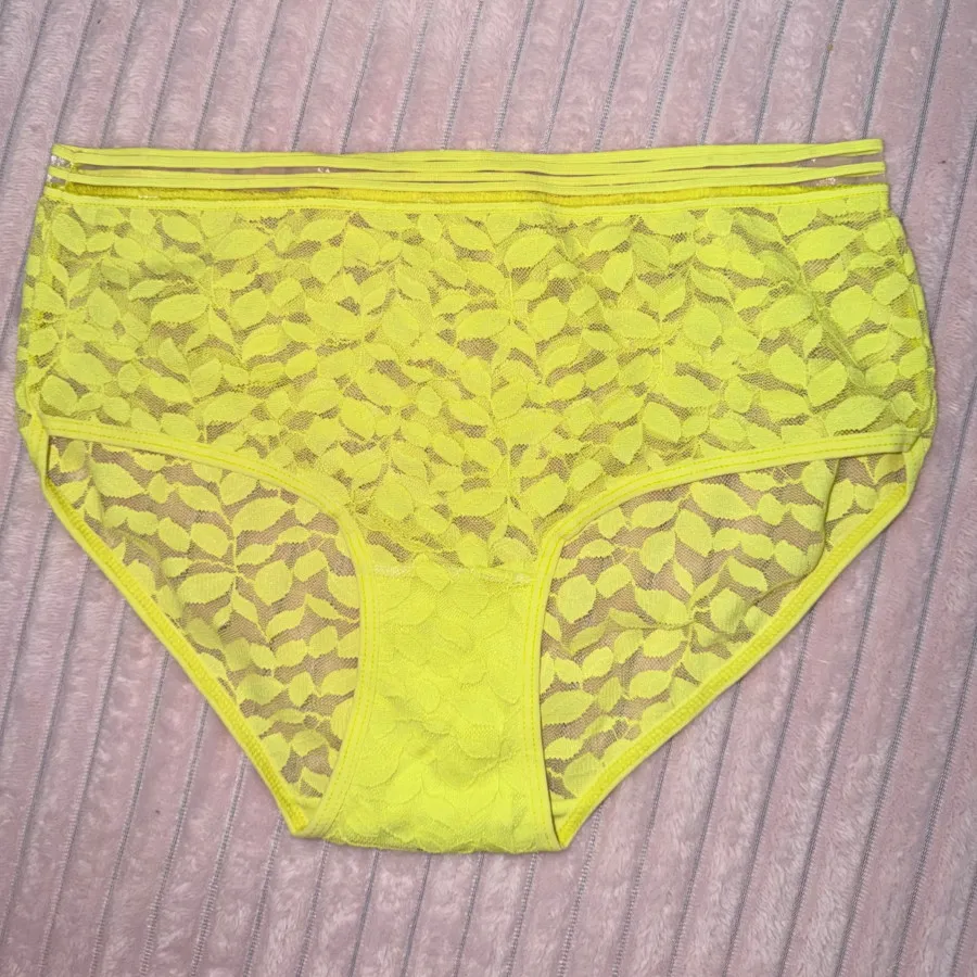 شورت توری سایز بزرگ