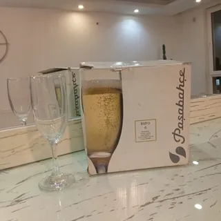 لیوان پاشا باغچه گلاس