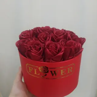 باکس گل قرمز