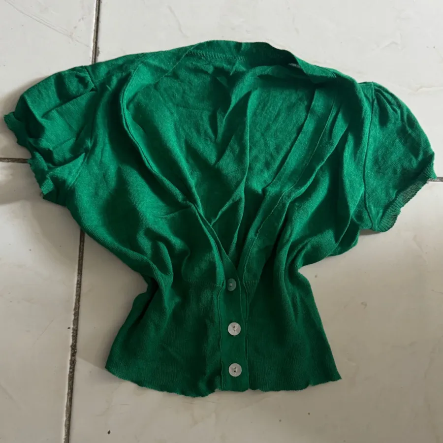 کاردیگن نیم تنه خارجی