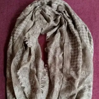 روسری اروپایی