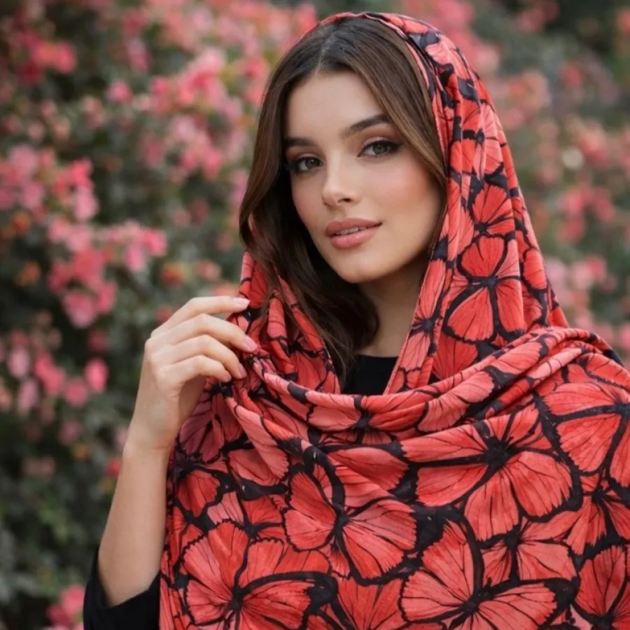 شال صورتی پروانه ای