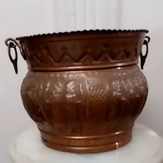 گلدان مسی طرح هخامنشی