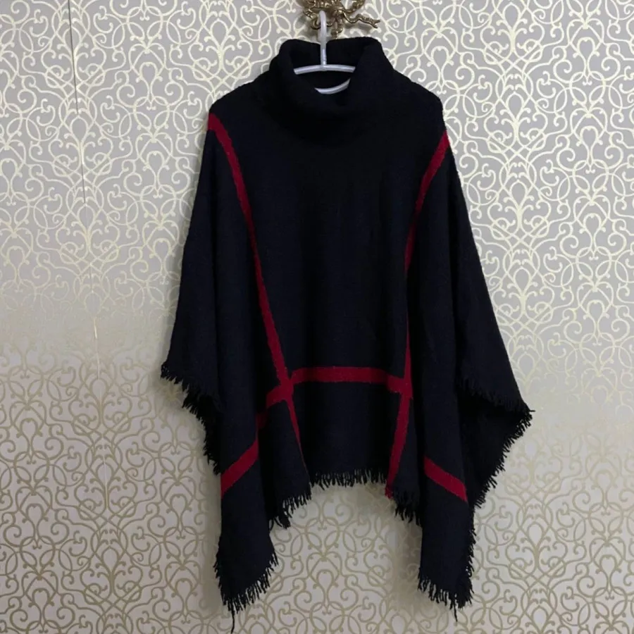 پانچو ال سی وایکیکی