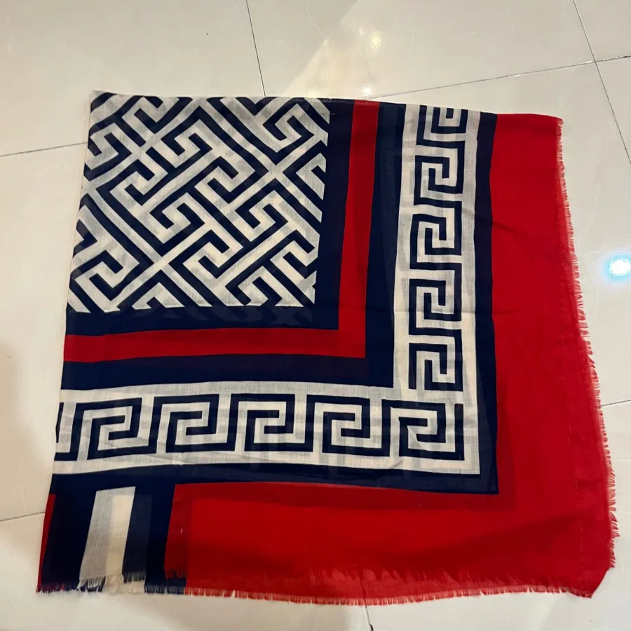 روسری نخی قواره بزرگ