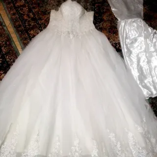 لباس عروس  دکلته