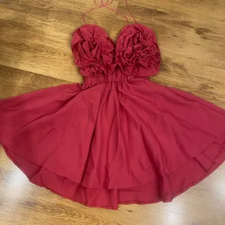 پیراهن عروسکی