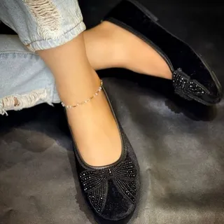 کفش  عروسکی