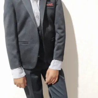 کت و شلوار و جلیقه