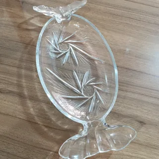 شیرینی خوری
