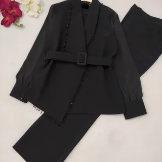 کت وشلوار نگاه