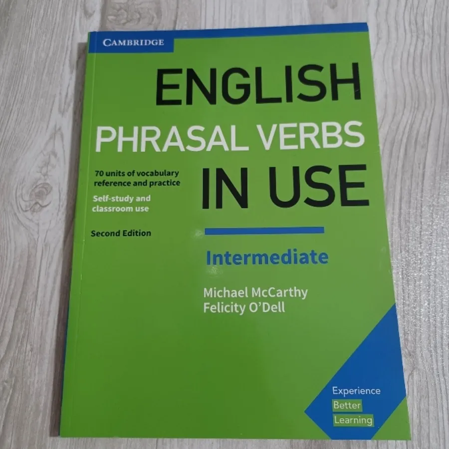 کتاب English phrasal verb
