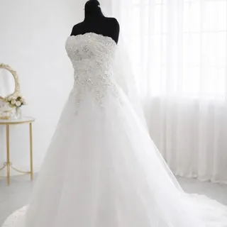 لباس عروس نو باشنل و تور