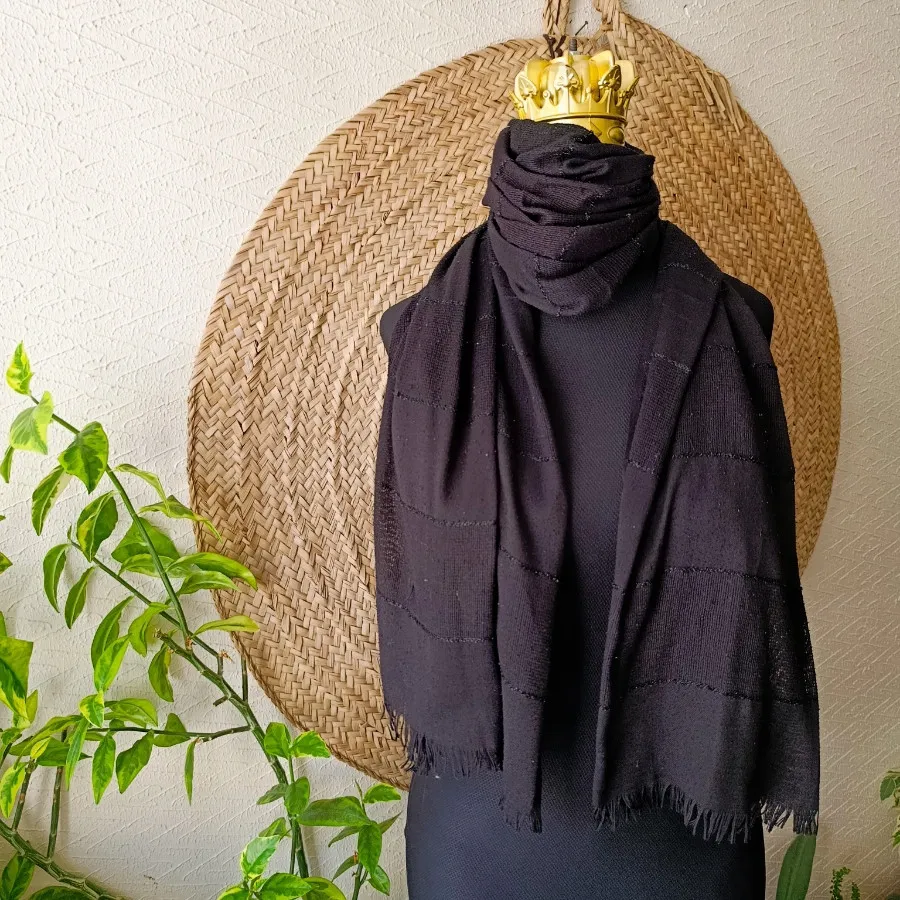 شال مشکی