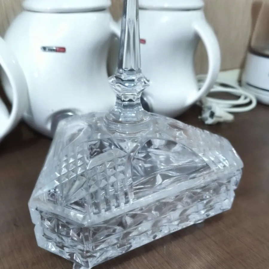 شکلات خوری پایه دار