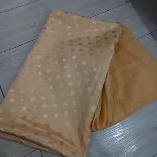 پارچه لباسی با آستری
