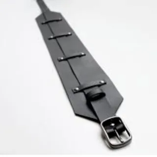 کمربند مشکی غلاف دار