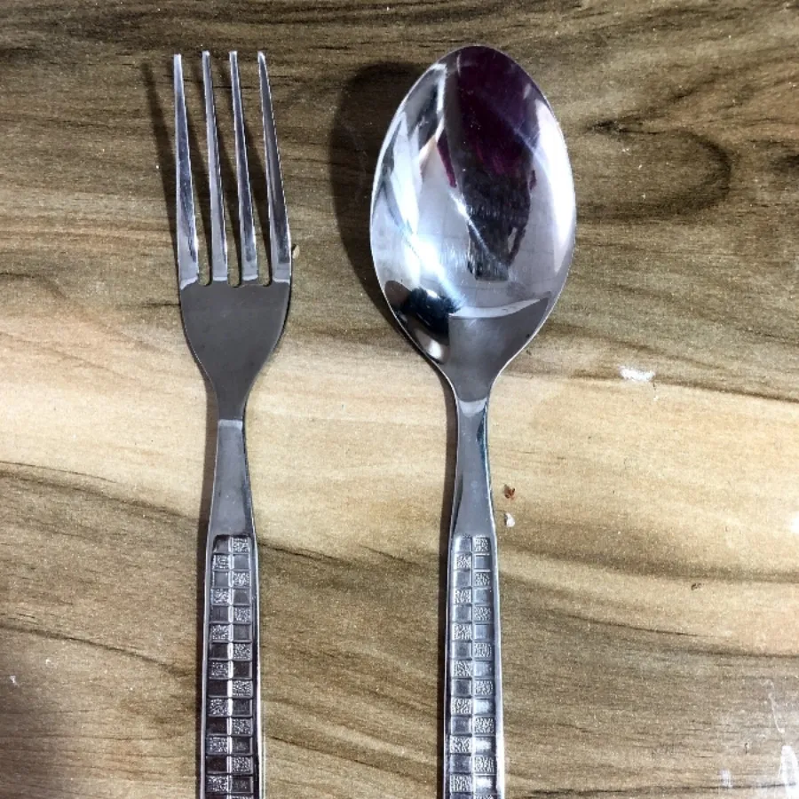 قاشق و چنگال