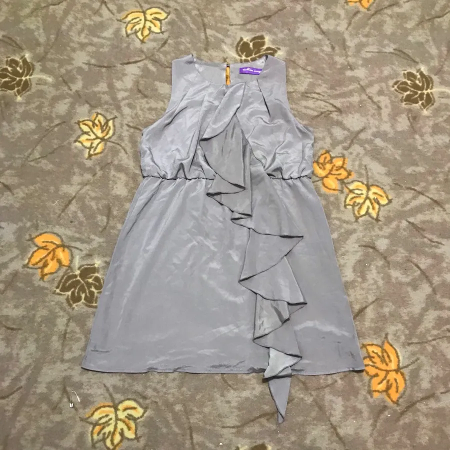 پیراهن زنانه