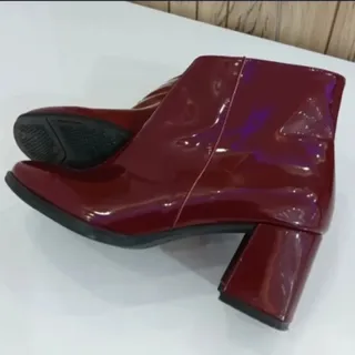 نیم‌بوت ورنی چری