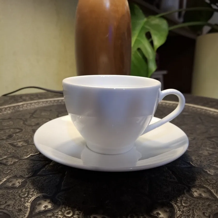 ست فنجان و نعلبکی چینی