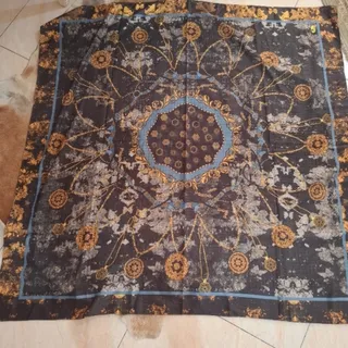 روسری بزرگ