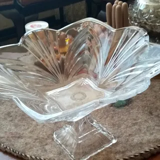 میوه خوری پایه دار