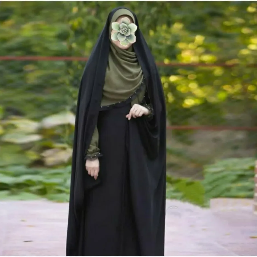 چادر حسنا