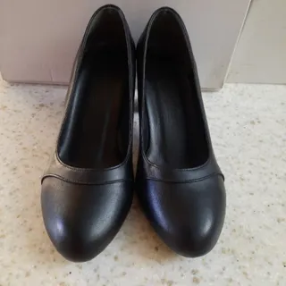 کفش چرم زنانه