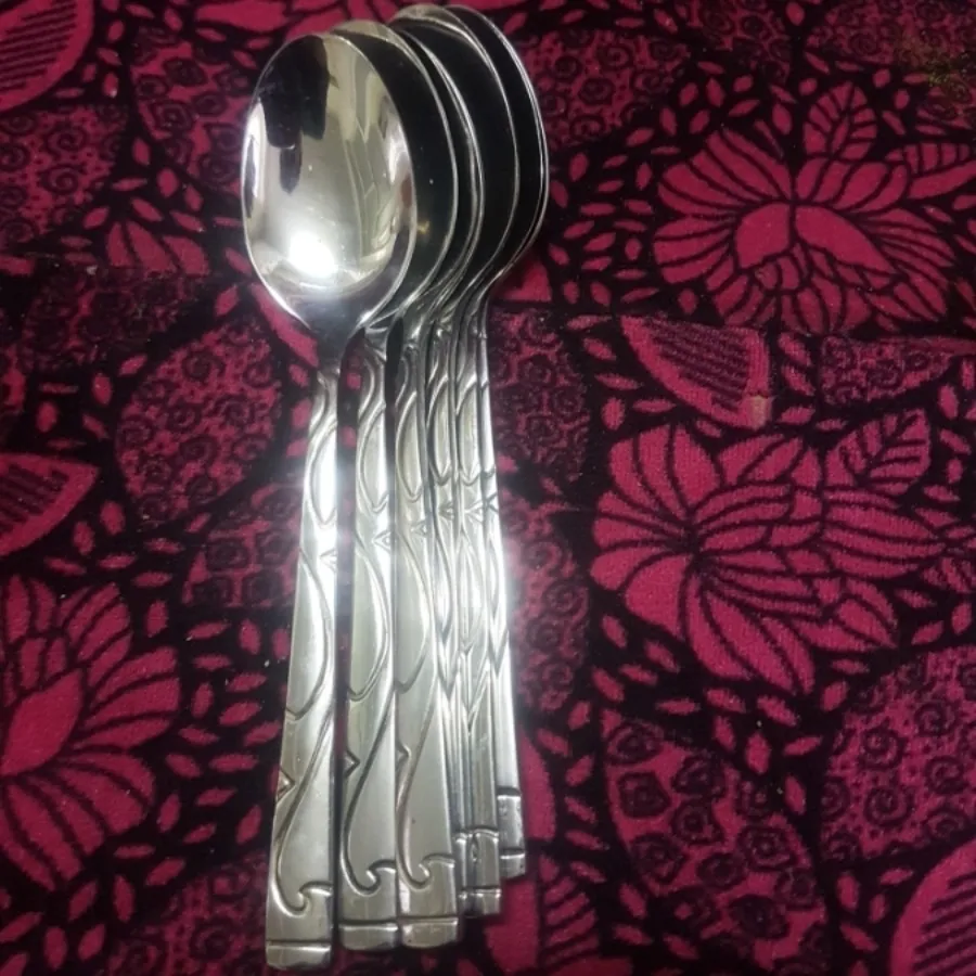 مربا خوری