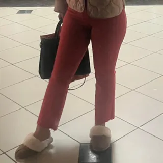 شلوار جین منگو mango