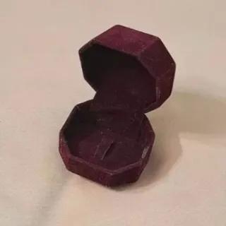 جعبه ی جواهر، حلقه و ساعت