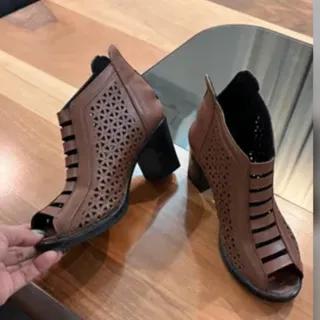 صندل هالیوودی
