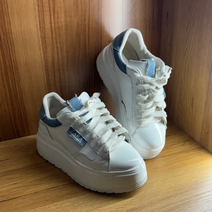 کتونی زارا سفید