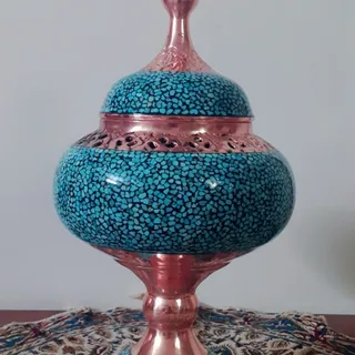 شکلات‌خوری فیروزه‌کوبی