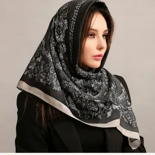 روسری TITI
