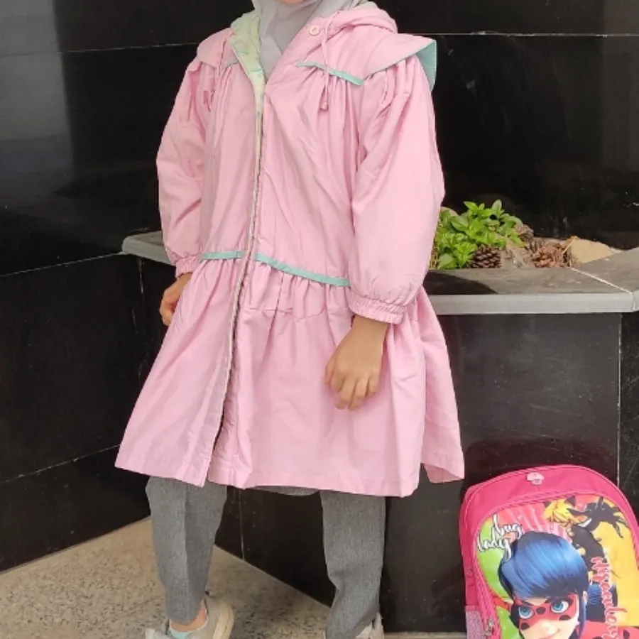کاپشن صورتی
