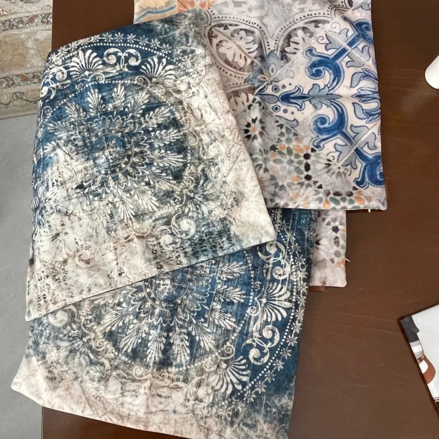 کاور کوسن مخمل