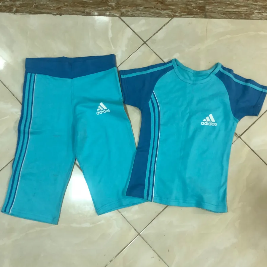 ست لباس ورزشی