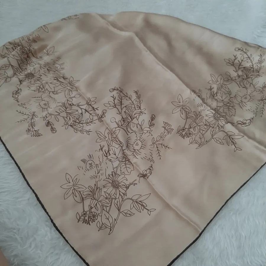 روسری ساتن جنس عالی