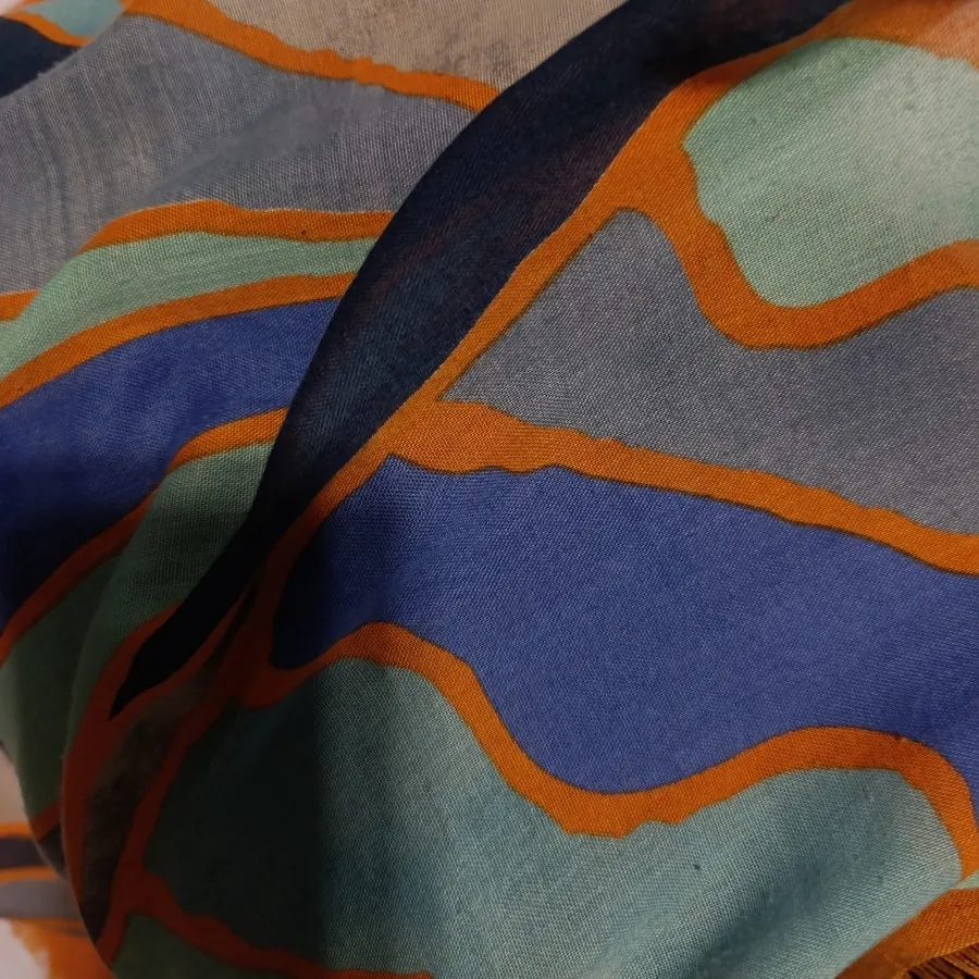 روسری نخی قواره دار